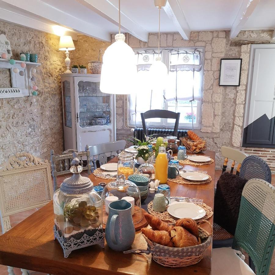 Aux Champes Bed & Breakfast Saussignac Luaran gambar